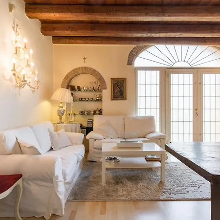 Bed & Breakfast Corte Antica Canossa Del 1600 Verona