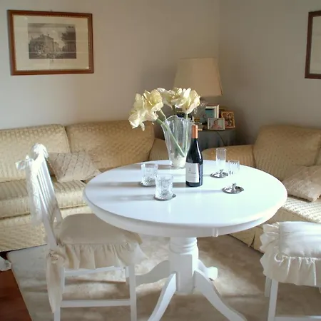 Corte Antica Canossa Del 1600 Bed & Breakfast